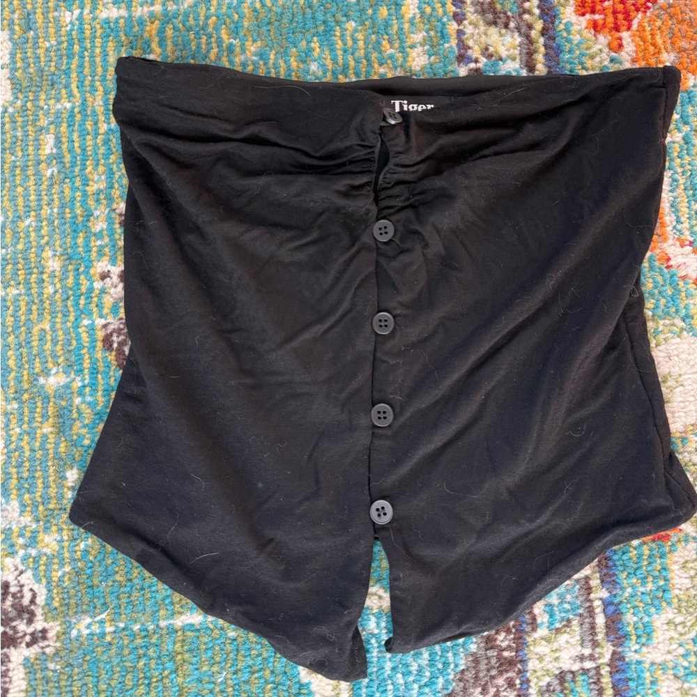 Tiger Mist Black Button-Front Crop Top